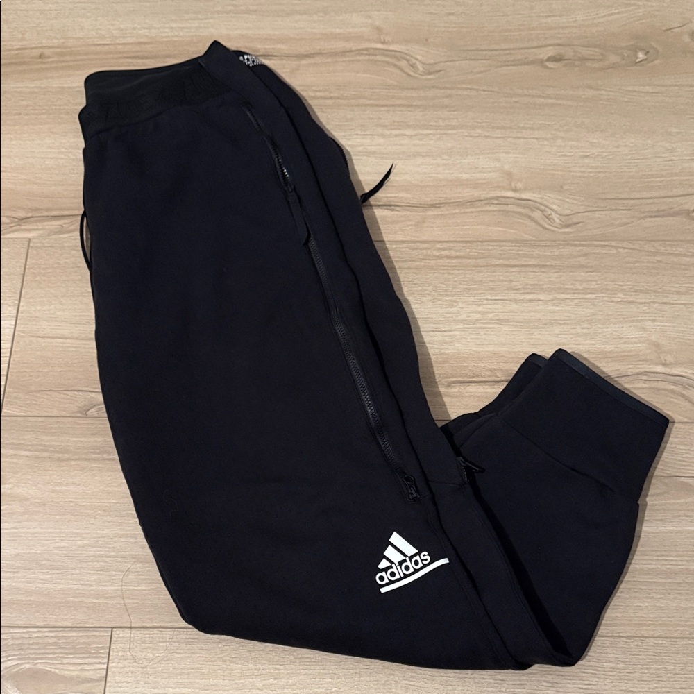 Womens Adidas ZNE sweatpants sz S